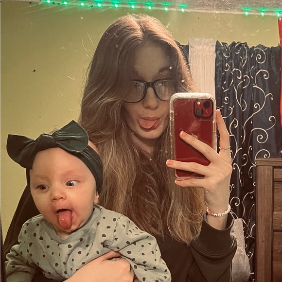 Meet your Posher, Krista - Picture 4 of 9